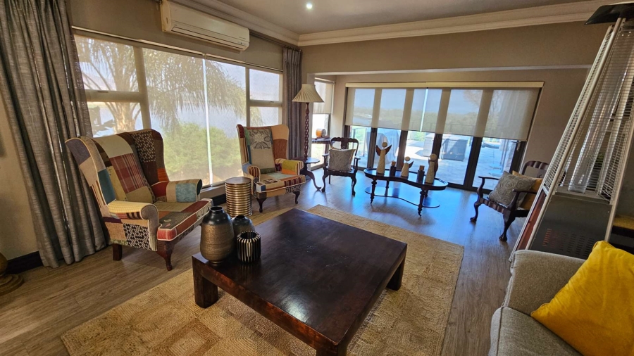 4 Bedroom Property for Sale in Birdwood Estate North West